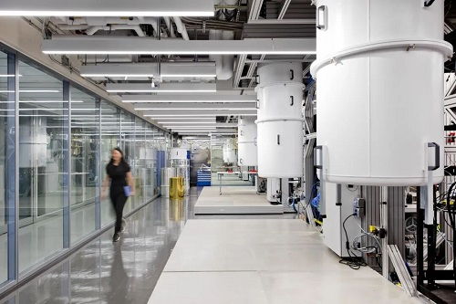 IBM量子計算十年布局 從實驗探索到實際應用的跨越